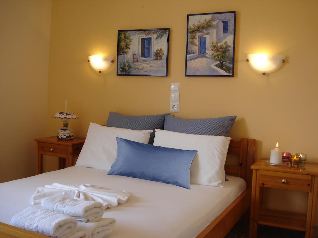 Kochili Apartments Neos Pirgos Ruang foto